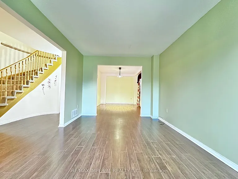 3058 Dalehurst Dr — Photo 4
