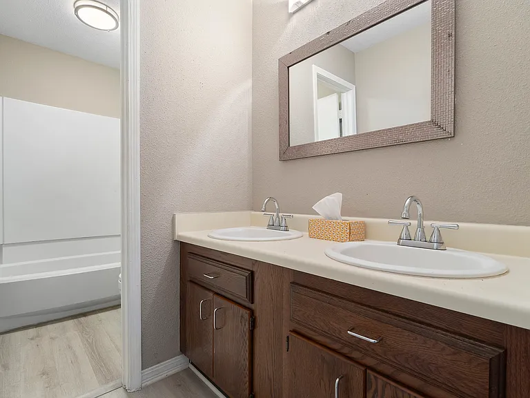 4245 Brookside Dr — Photo 21