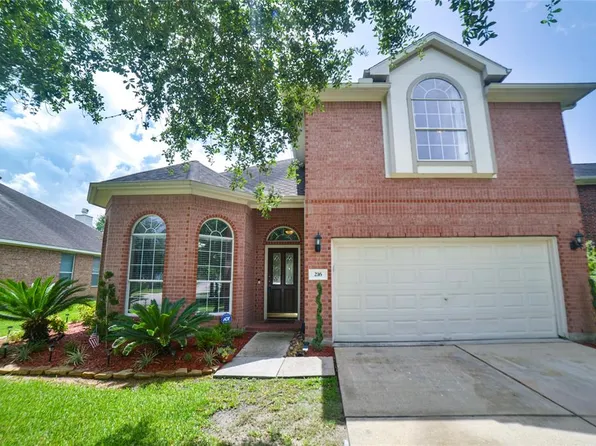 216 Cay Crossing Ln, Dickinson, TX 77539