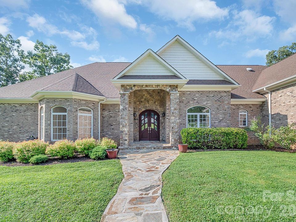 1st image of 4023 Prosperity Rd
