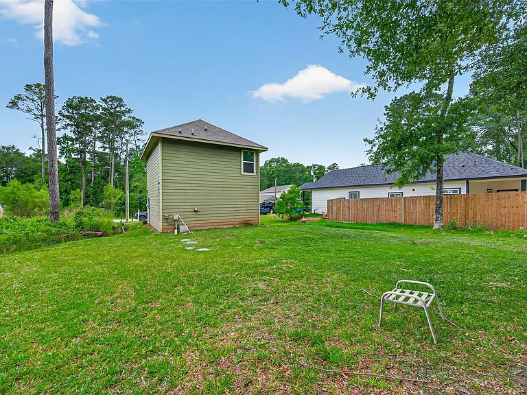 14774 Bowie Ln — Photo 31