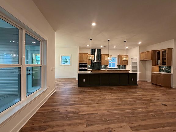 5th image of 224 Northbrook Dr