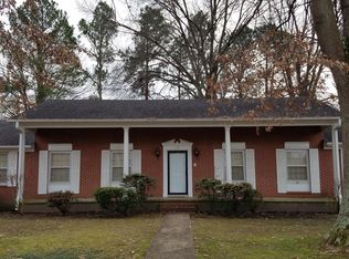 175 Chickering Rd, Jackson, TN 38305