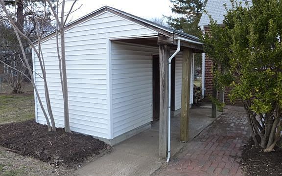4th image of 2413 National St