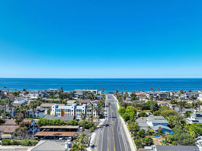 Elan Tamarack Shores — Photo 9