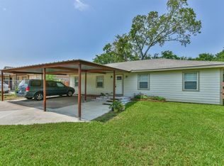 8129 Botany Ln, Houston, TX 77075