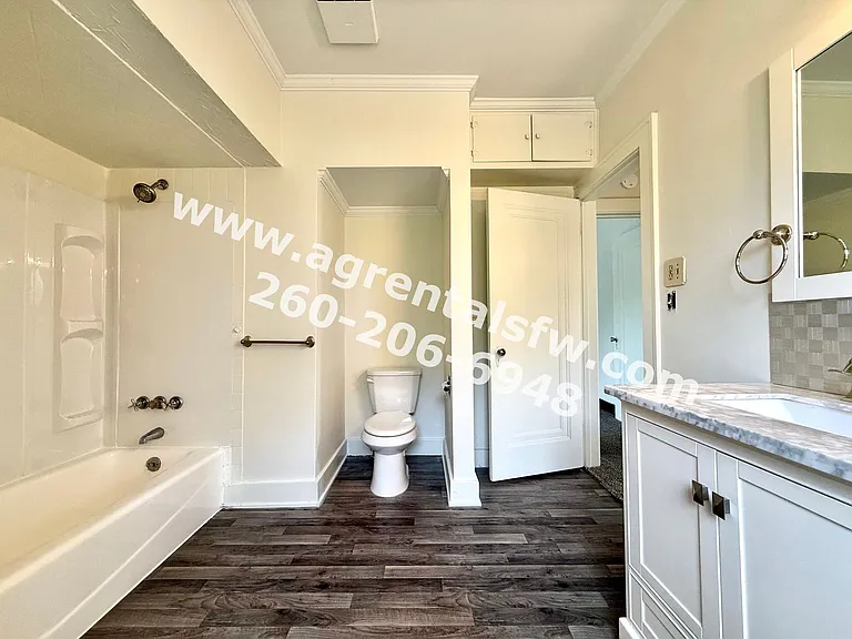 4708 Palatine Dr — Photo 12