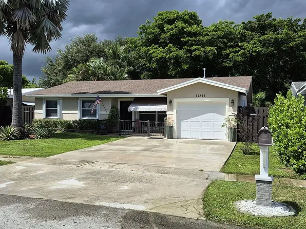 11841 NW 33rd St, Sunrise, FL 33323