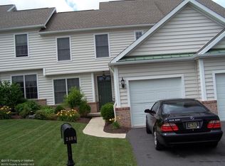2404 Browning Close, Moosic, PA 18507