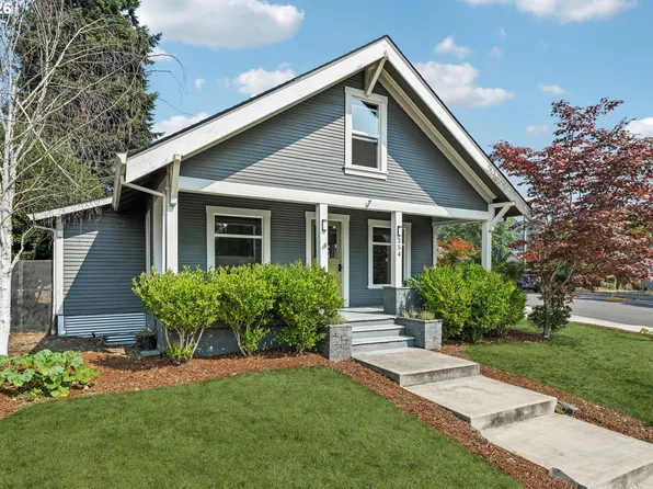 354 NE 4th Ave, Canby, OR 97013