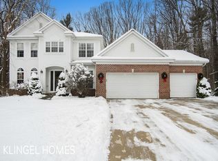18553 Woodduck Dr, Spring Lake, MI 49456