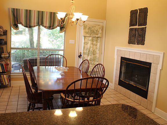 3rd image of 1204 Bluewater Dr
