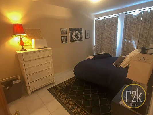 Rented by Realty 2000 Corp | media 8