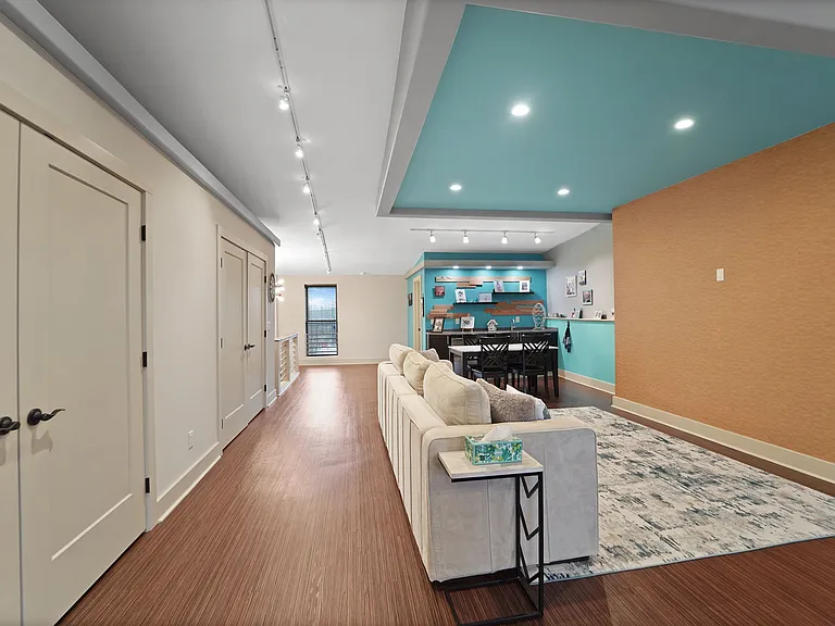 334 Broad St — Photo 7