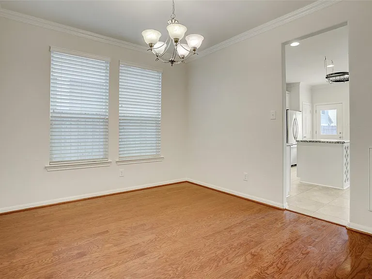 10046 Hillside Bayou Dr — Photo 11