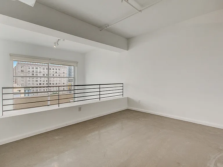 Packard Lofts — Photo 40