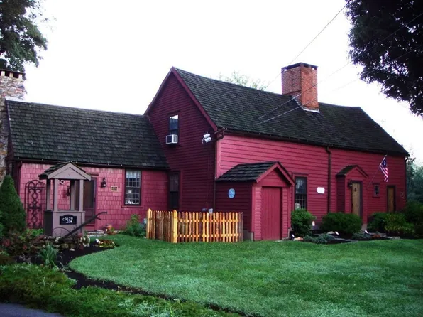 125 Howland Rd, East Greenwich, RI 02818