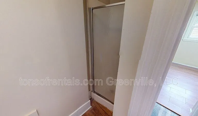 520 W Frederick St #C — Photo 8