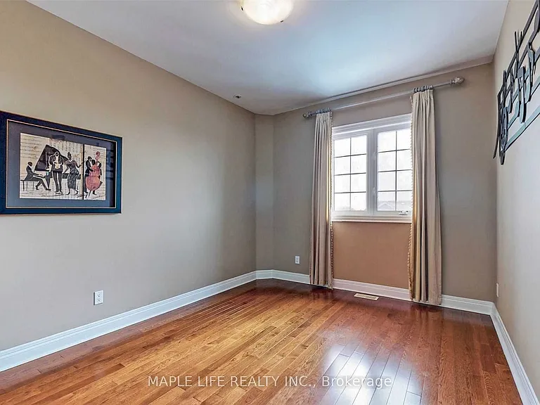 246 Sir Benson Dr — Photo 20