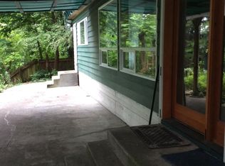 18030 Palatine Ave N #B, Seattle, WA 98133