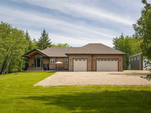211 W Aspen Dr, Athabasca, AB T9S 1T4