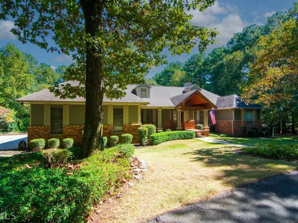 2051 Piedmont Lake Rd, Pine Mountain, GA 31822