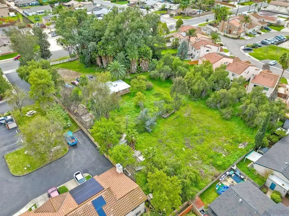 1426 Granite Hills Dr, El Cajon, CA 92019
