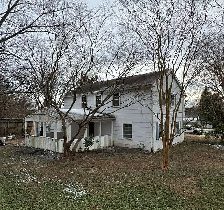 2400 Kinderbrook Ln