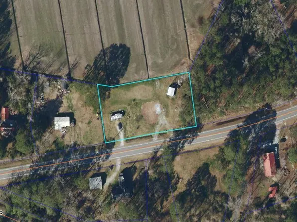 4365 Nc Hwy 304, Bayboro, NC 28515