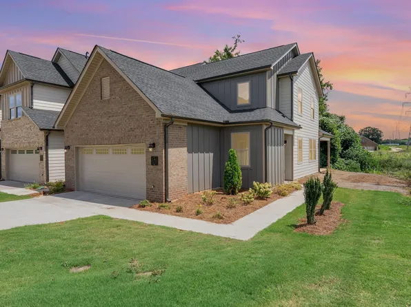 410 Palazzo Pl, Greer, SC 29650