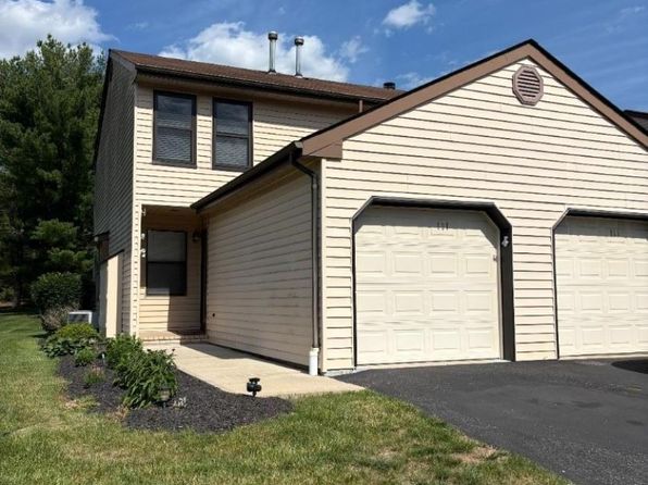 131 Locust Ct