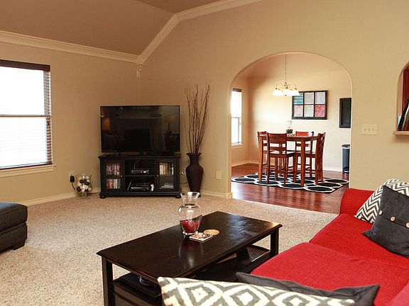 Large Living room with new carpet