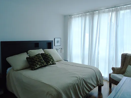 Rented by Sotheby's International Realty | media 8