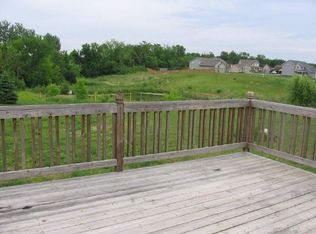 9206 Oak Ridge Dr, Monticello, MN 55362