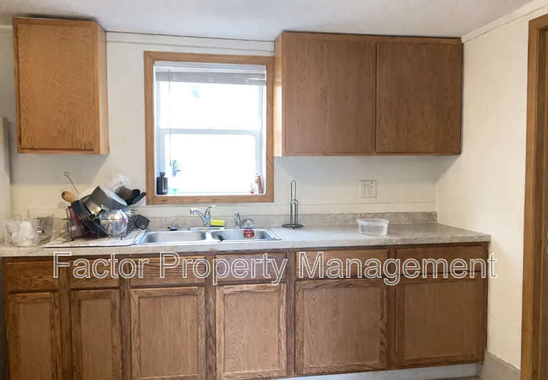 103 Locust St #1 — Photo 6