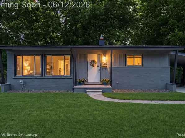 20250 Brentwood St, Livonia, MI 48152