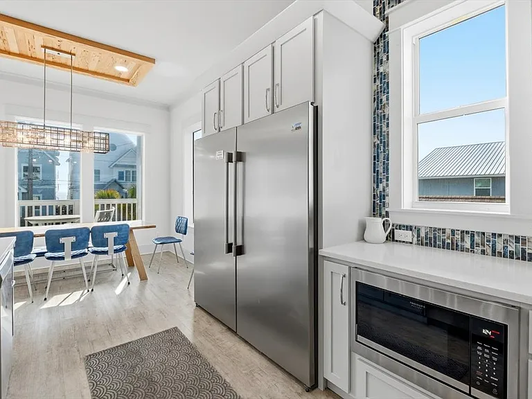8320 Surf Dr — Photo 65