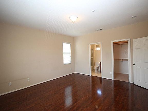 5th image of 15134 Cross Stone Dr