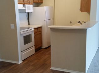 41291 E Village Green Blvd APT 105, Canton, MI 48187