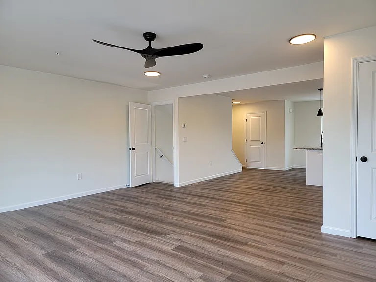 42 Old Stone Way — Photo 4