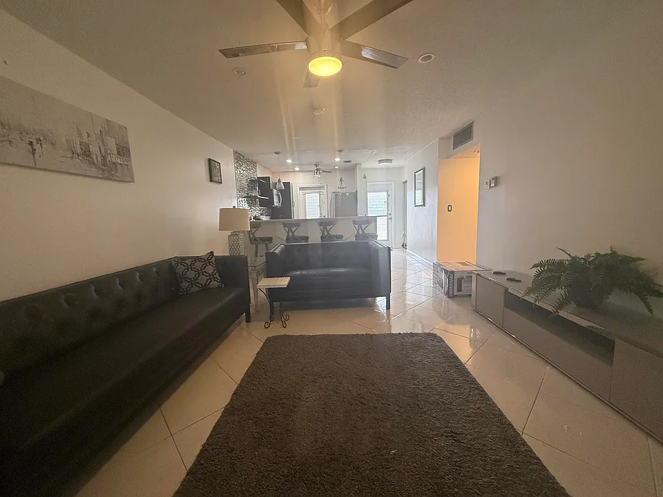 3406 NW 49th Ave #515
