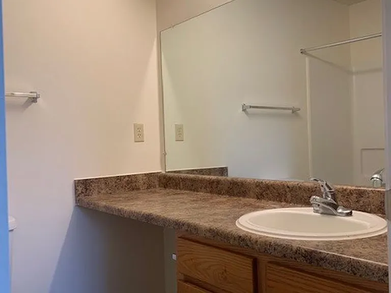Hamilton at Turman Farms Apartments — Photo 77