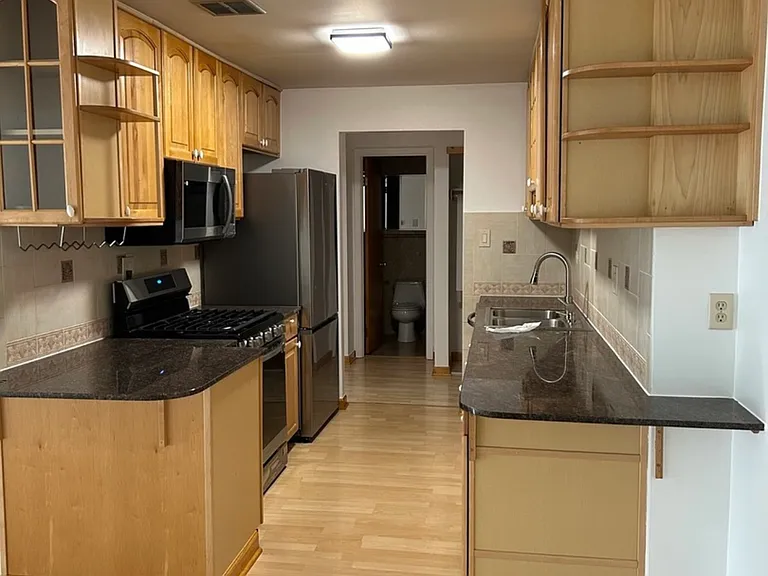 8974 N Western Ave #112 — Photo 3