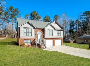 87 Sterling Trl, Powder Springs, GA 30127
