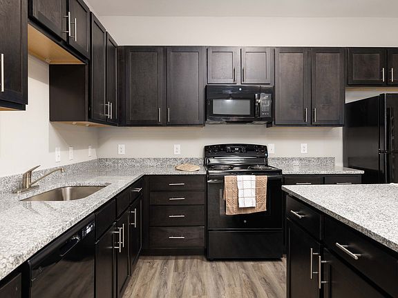 2nd image of 4505 Vintage Blvd #3203