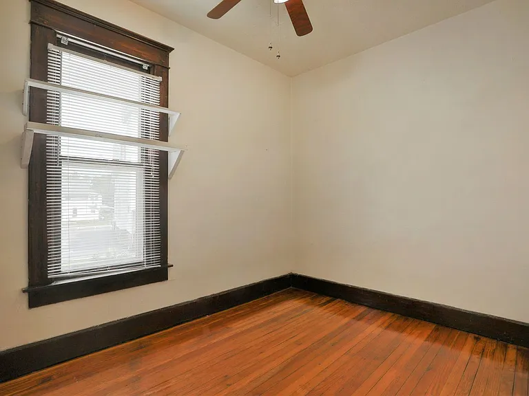 43 E Blake Ave — Photo 20
