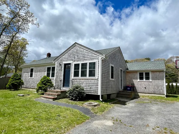 91 Martin St, Buzzards Bay, MA 02532