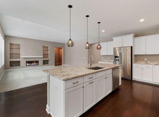16720 56th Pl N, Plymouth, MN 55446
