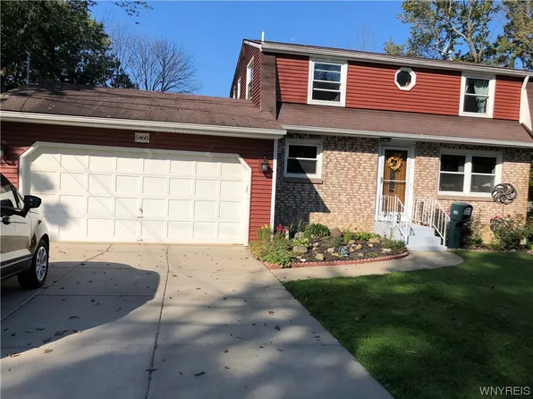 5468 Stilwell Rd, Hamburg, NY 14075