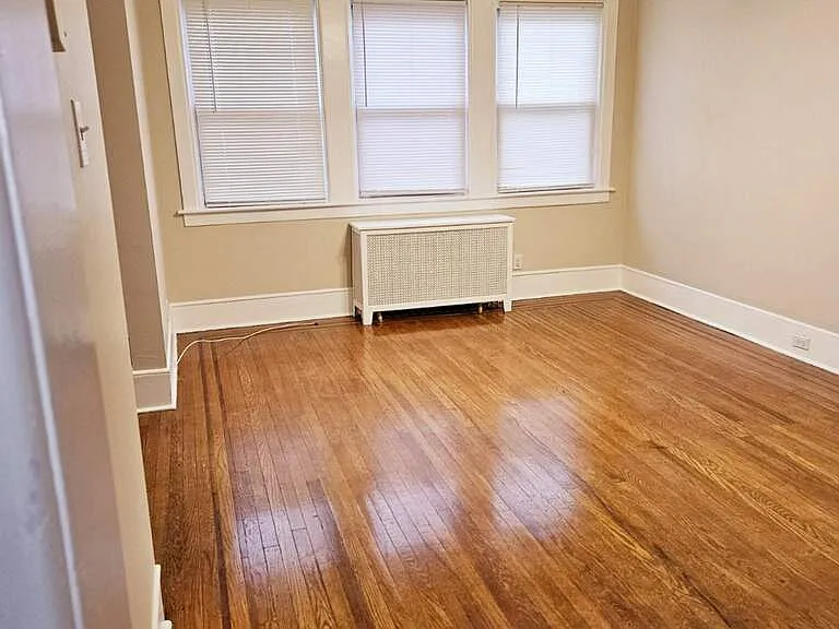 304 N Lynn Blvd — Photo 5